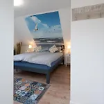 Tinka 比苏姆